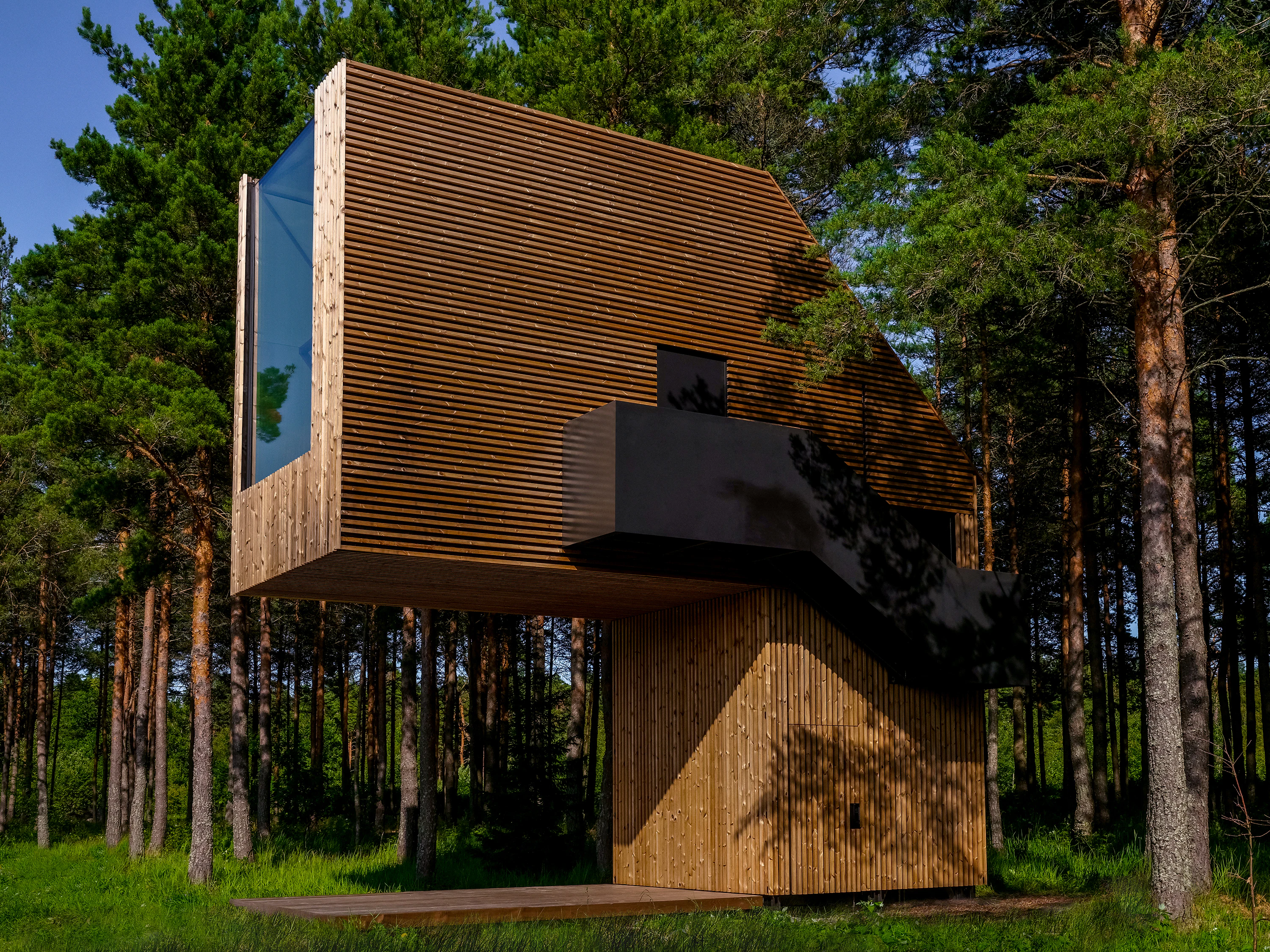 Piil, Complete bespoke retreat interior