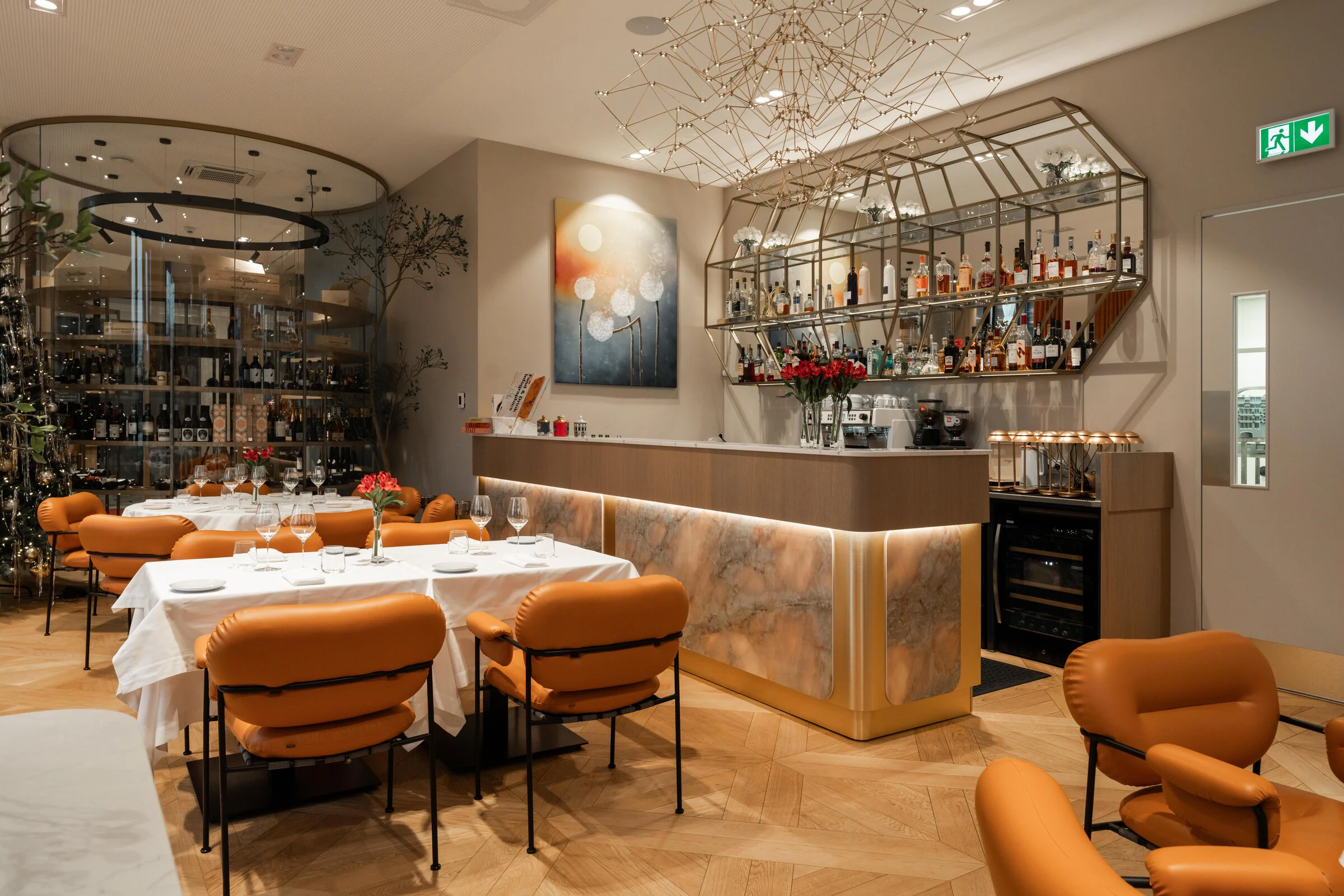 RIVA restaurant, Complete bespoke commercial interior — interior detail